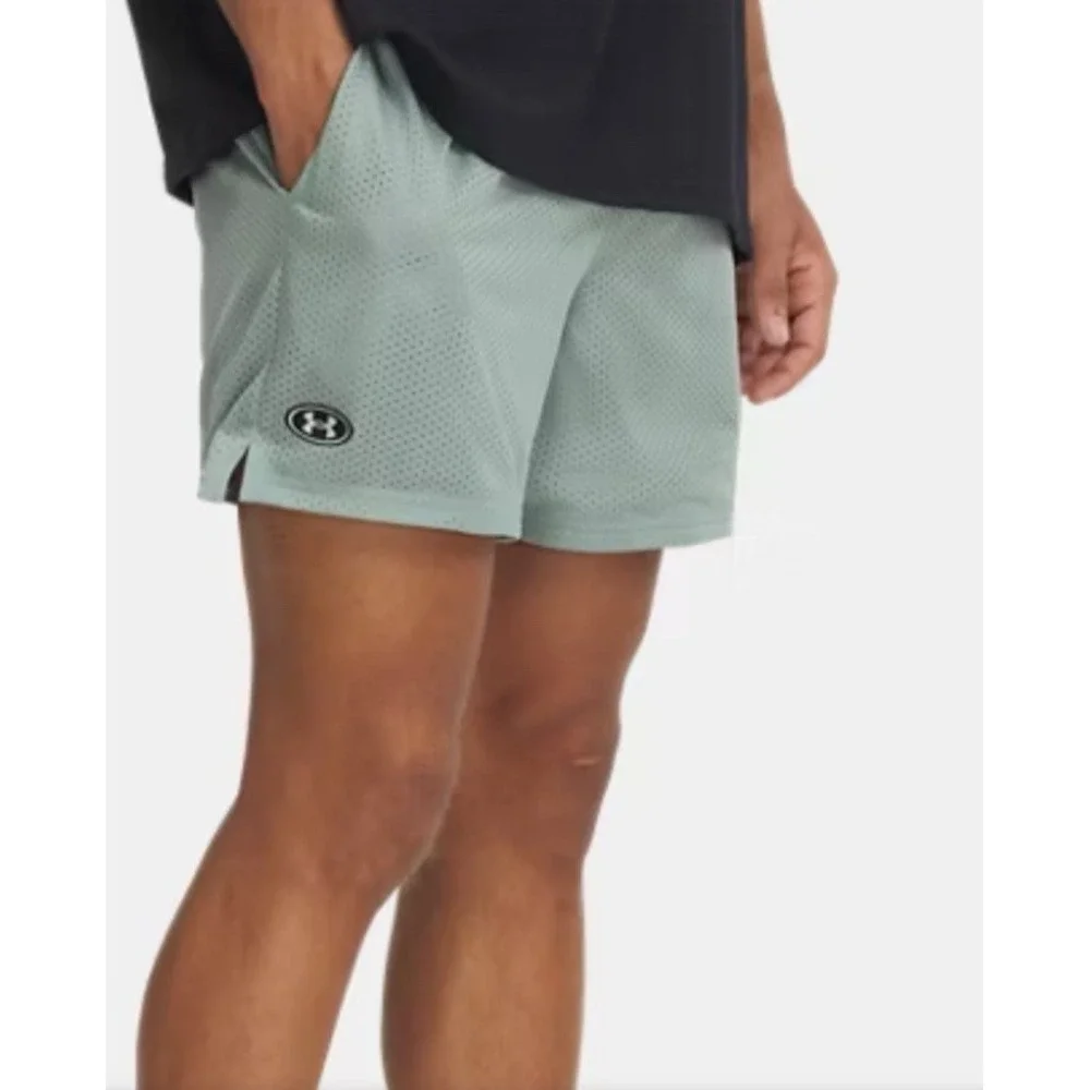 Men's Under Armour UA Loose Fit Icon Mesh Shorts Lined Drawcord Pockets